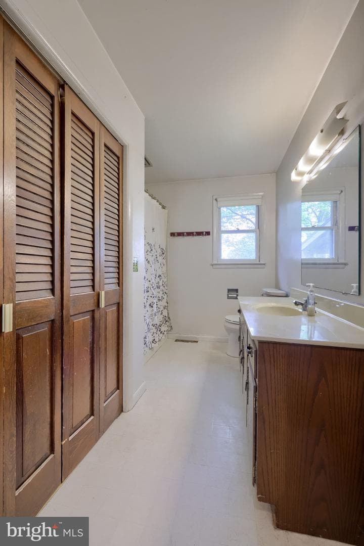 188 N Hazel Street photo 26