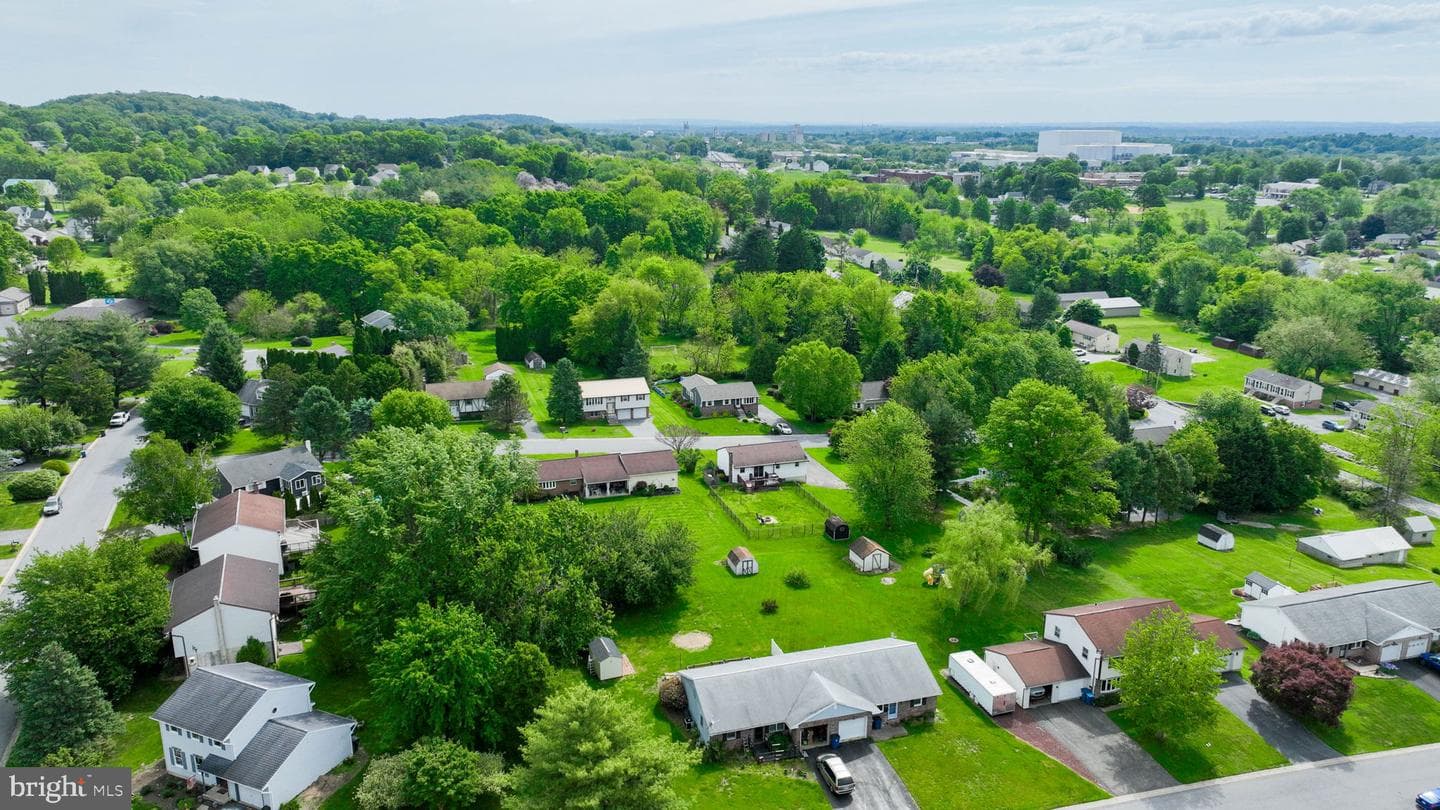 340 Curby Drive photo 37