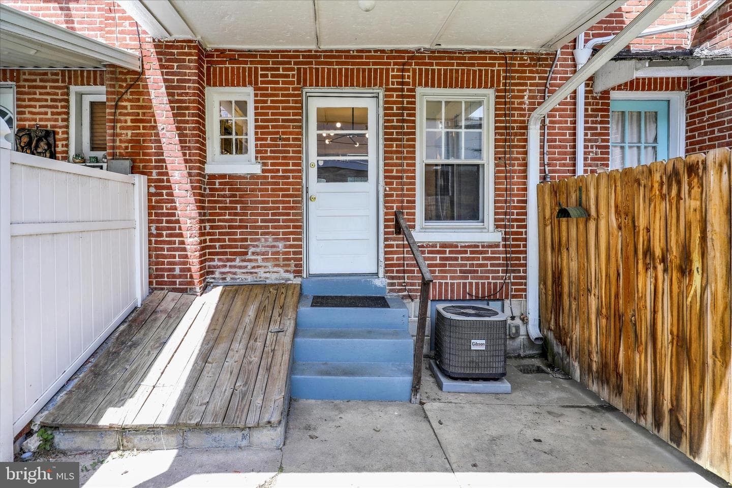 644 New Holland Avenue photo 25