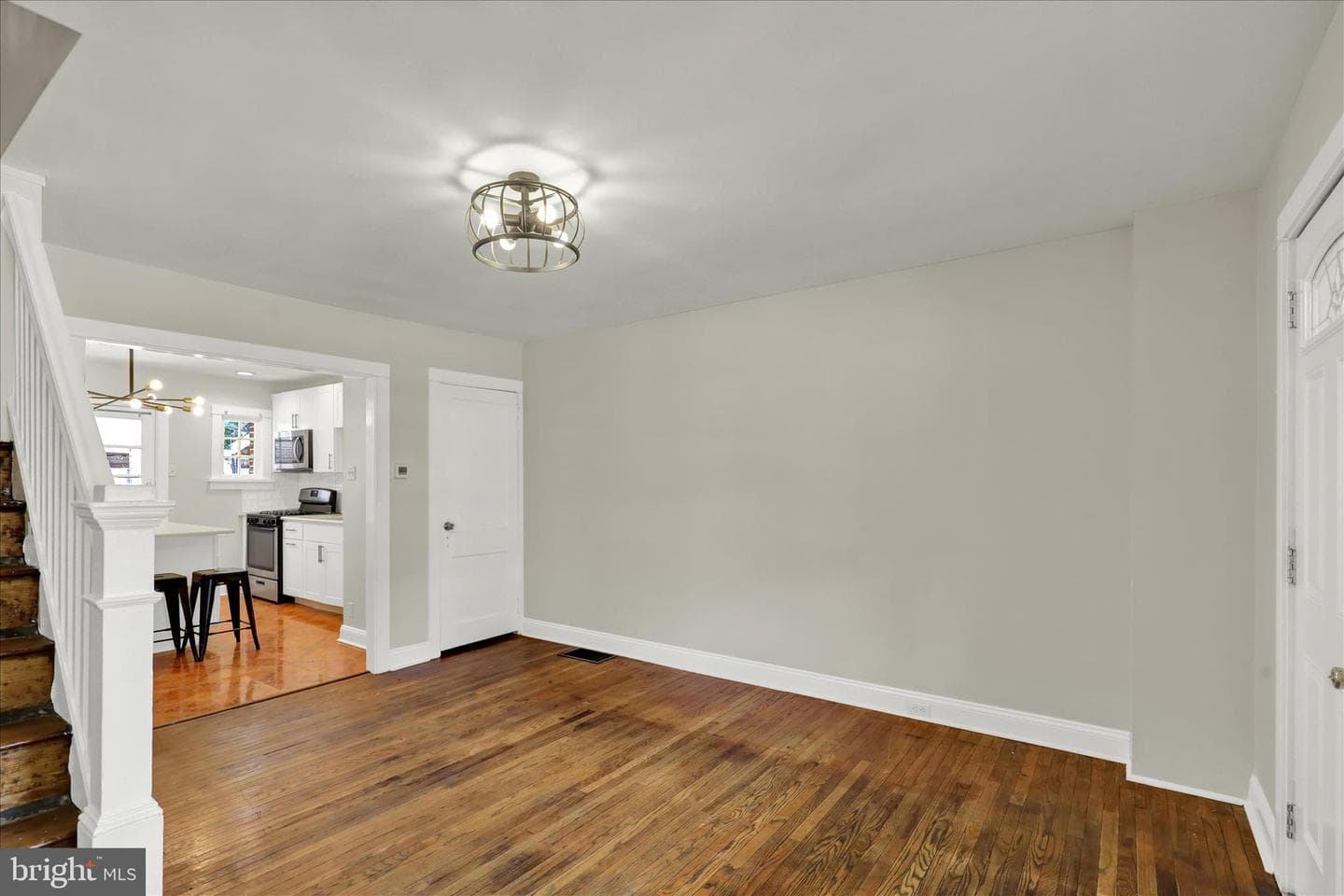 644 New Holland Avenue photo 5