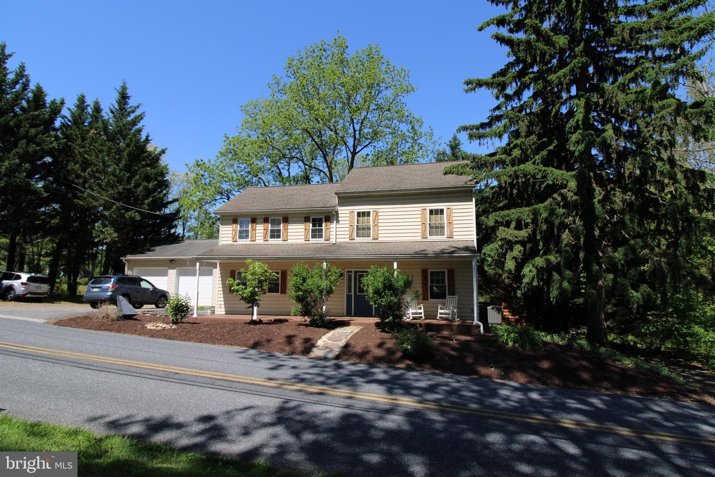 665 Hempfield Hill Road photo 3