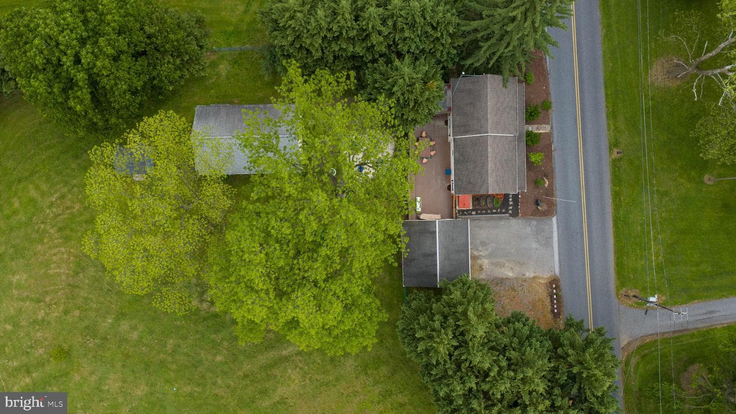 665 Hempfield Hill Road photo 59