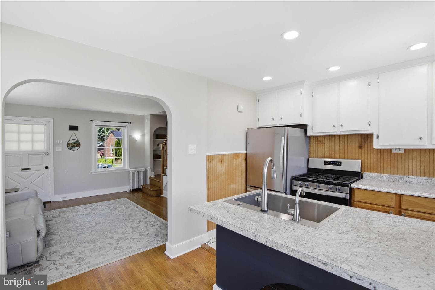 307 Atkins Avenue photo 15