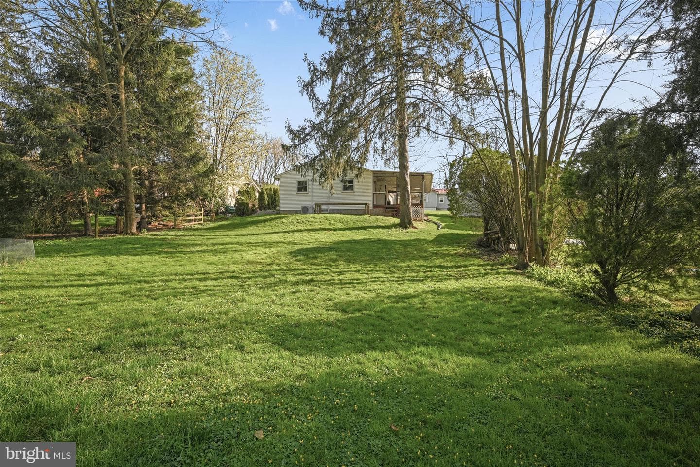 3 Greenlawn Drive photo 29