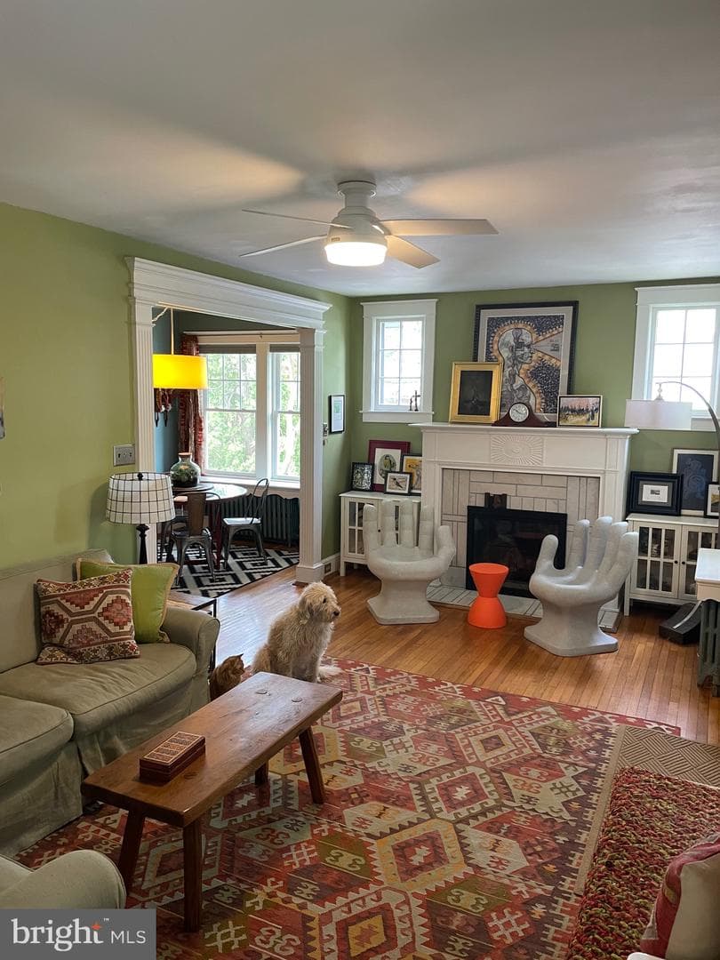 1048 Elwood Avenue photo 11