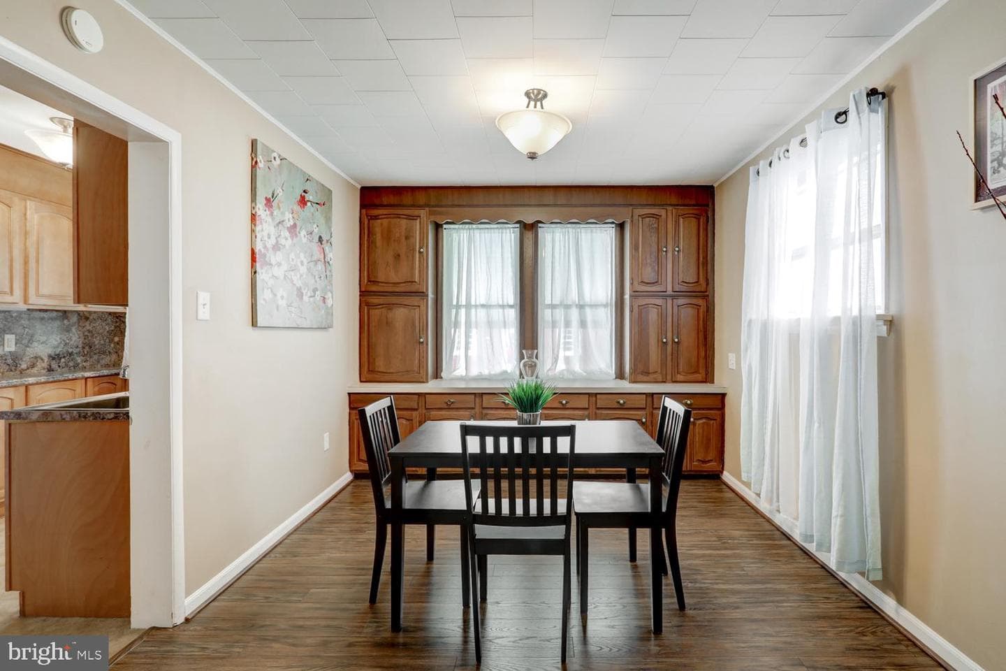 61 S Pearl Street photo 10