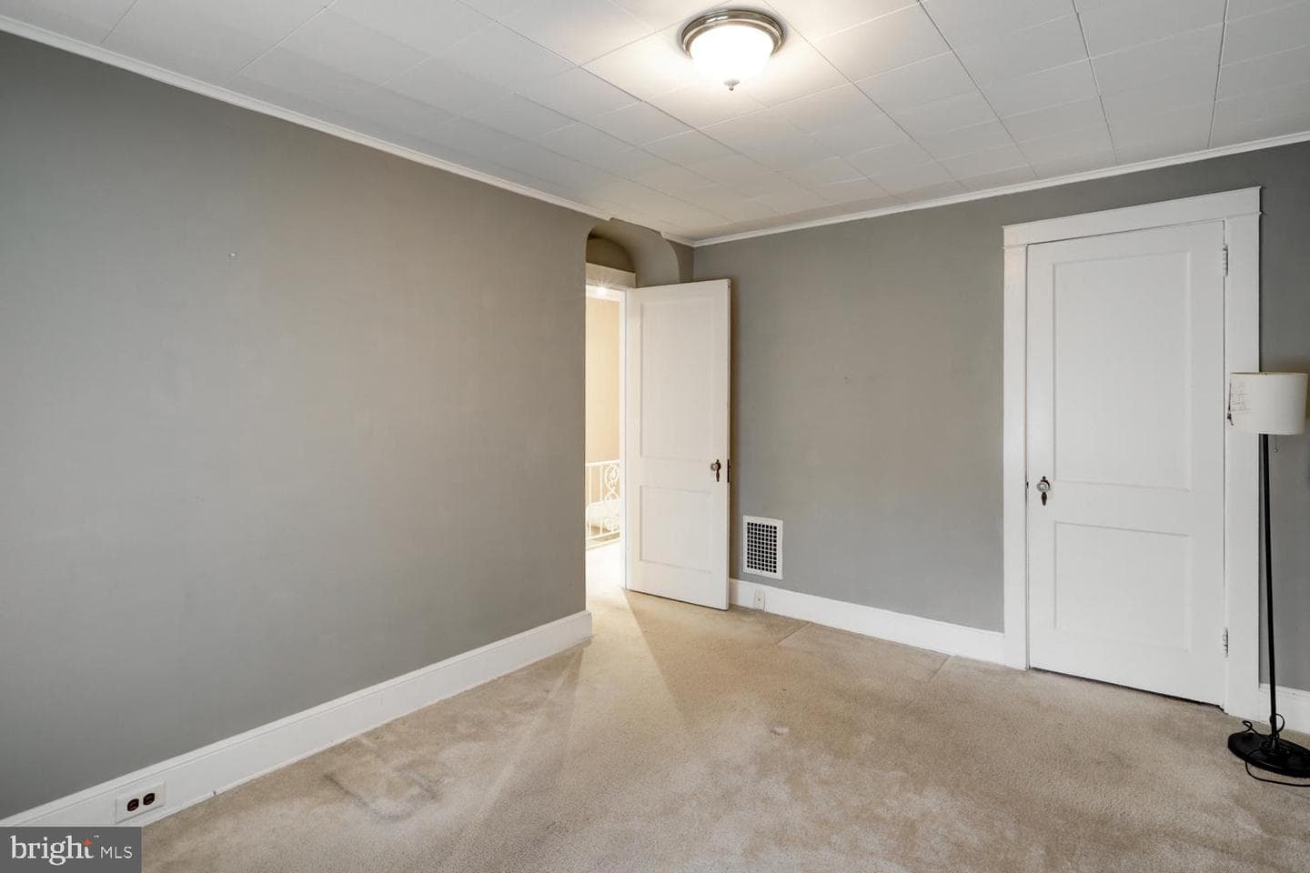 61 S Pearl Street photo 21