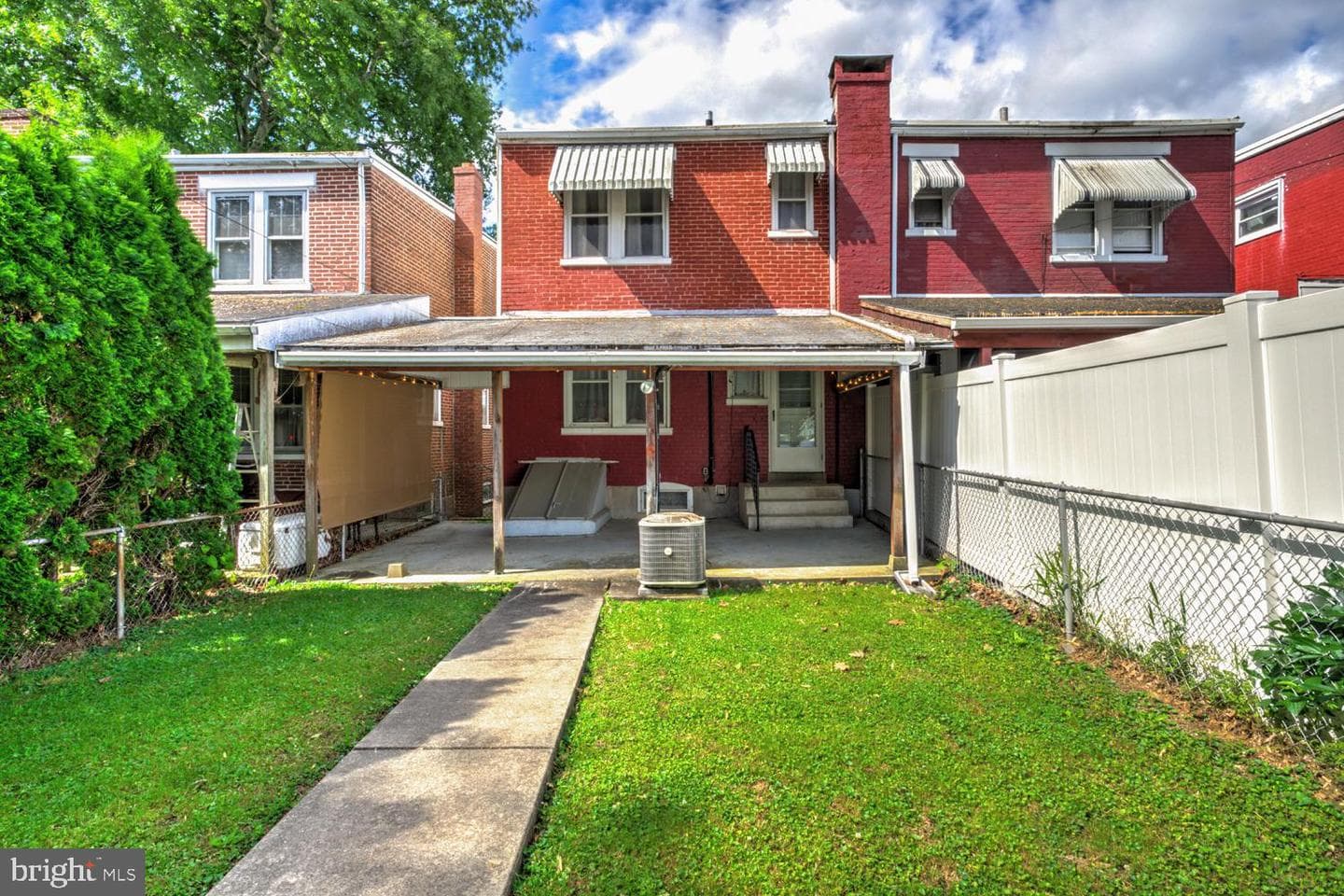 61 S Pearl Street photo 33