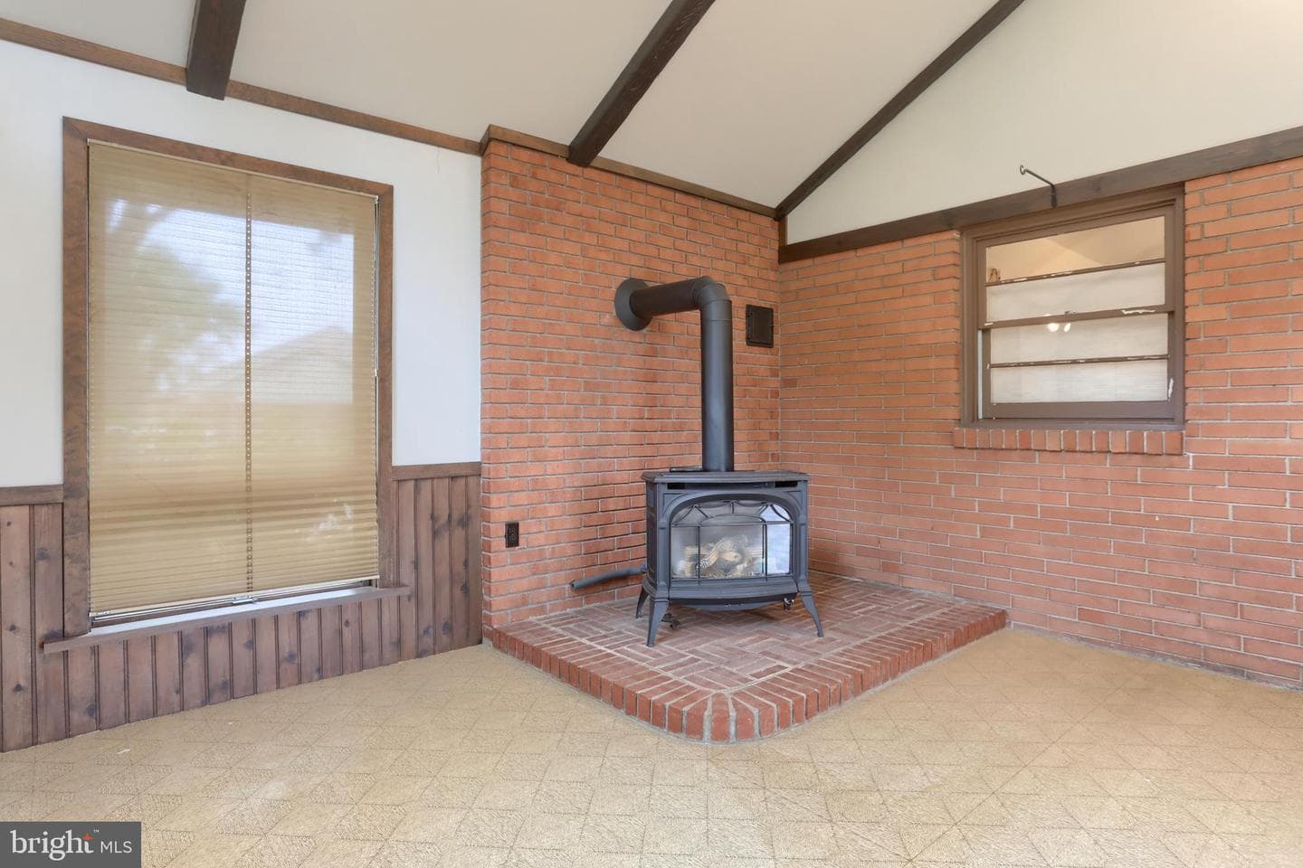 2040 Miller Road photo 11