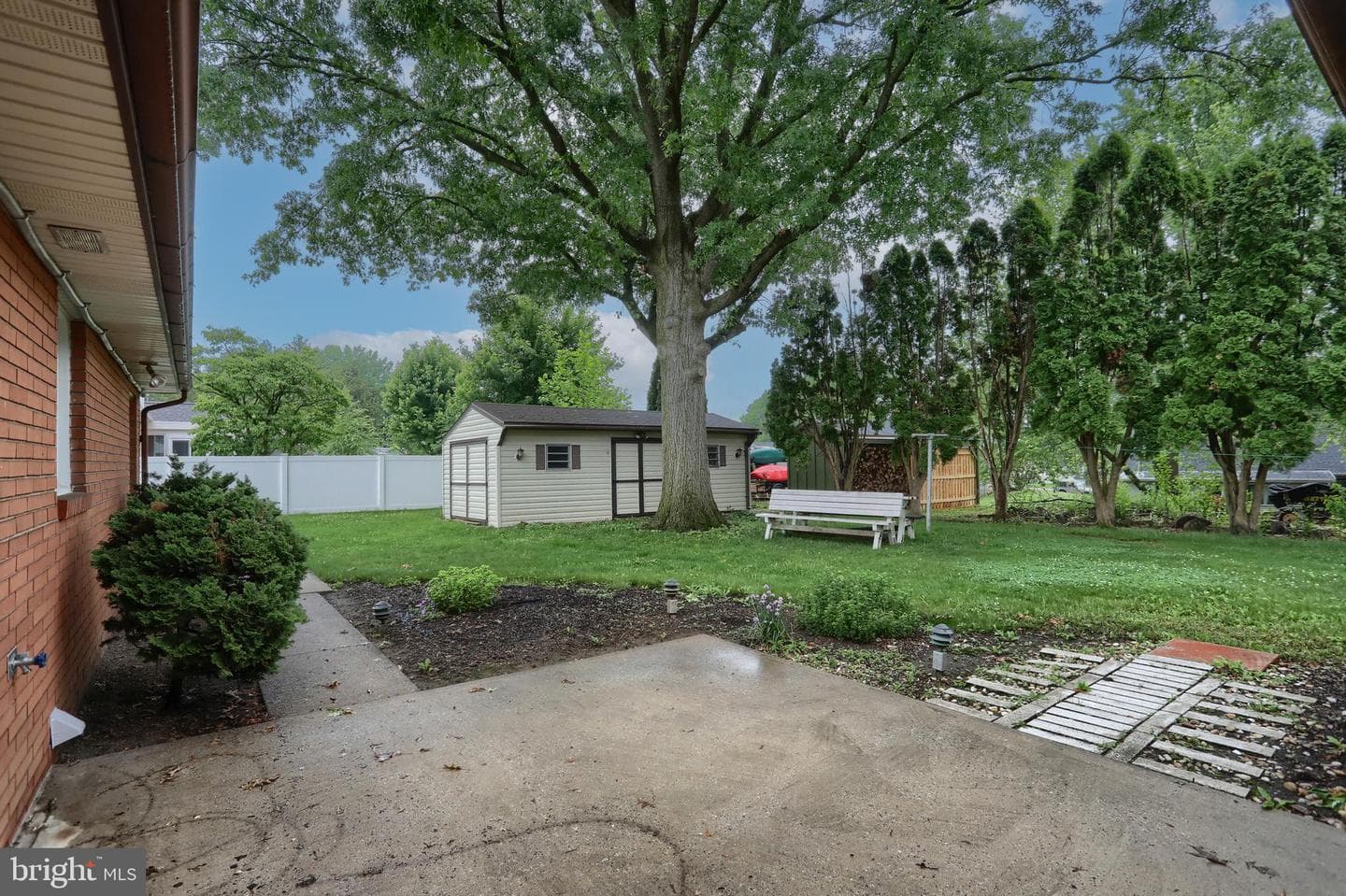 2040 Miller Road photo 14