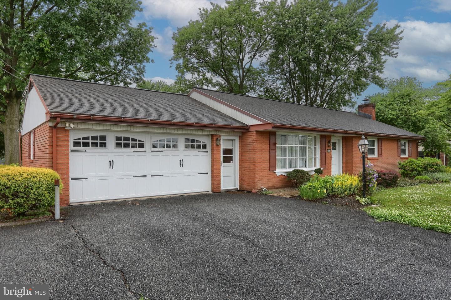 2040 Miller Road photo 22