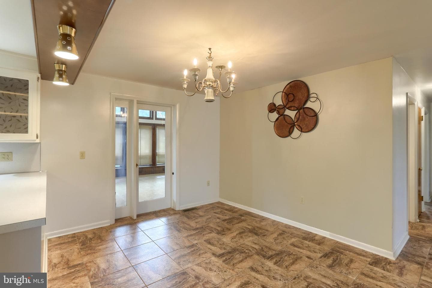 2040 Miller Road photo 7