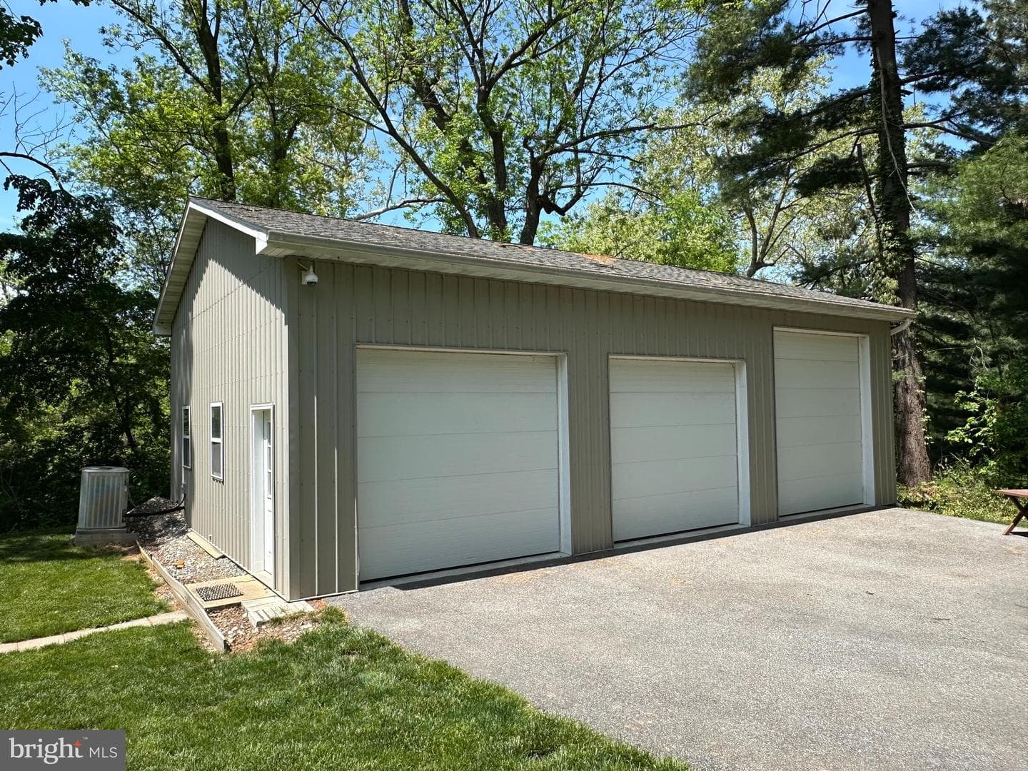 583 Miller Road photo 7