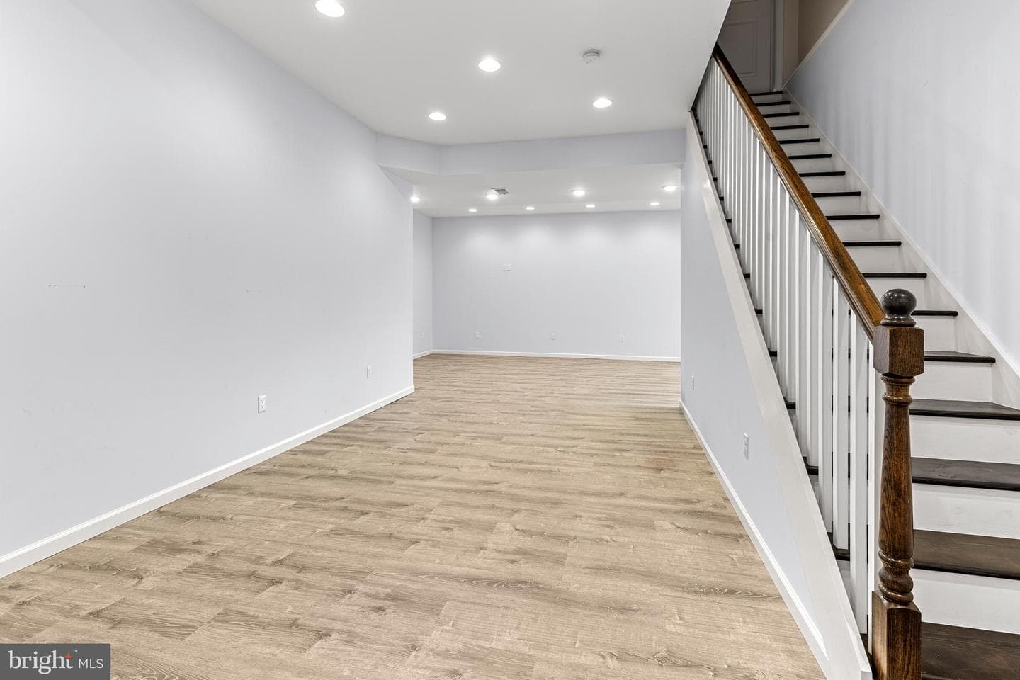 3937 Archer Lane photo 33