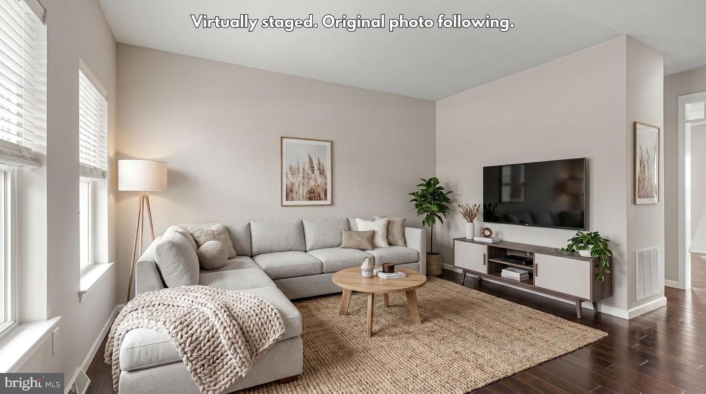3937 Archer Lane photo 5
