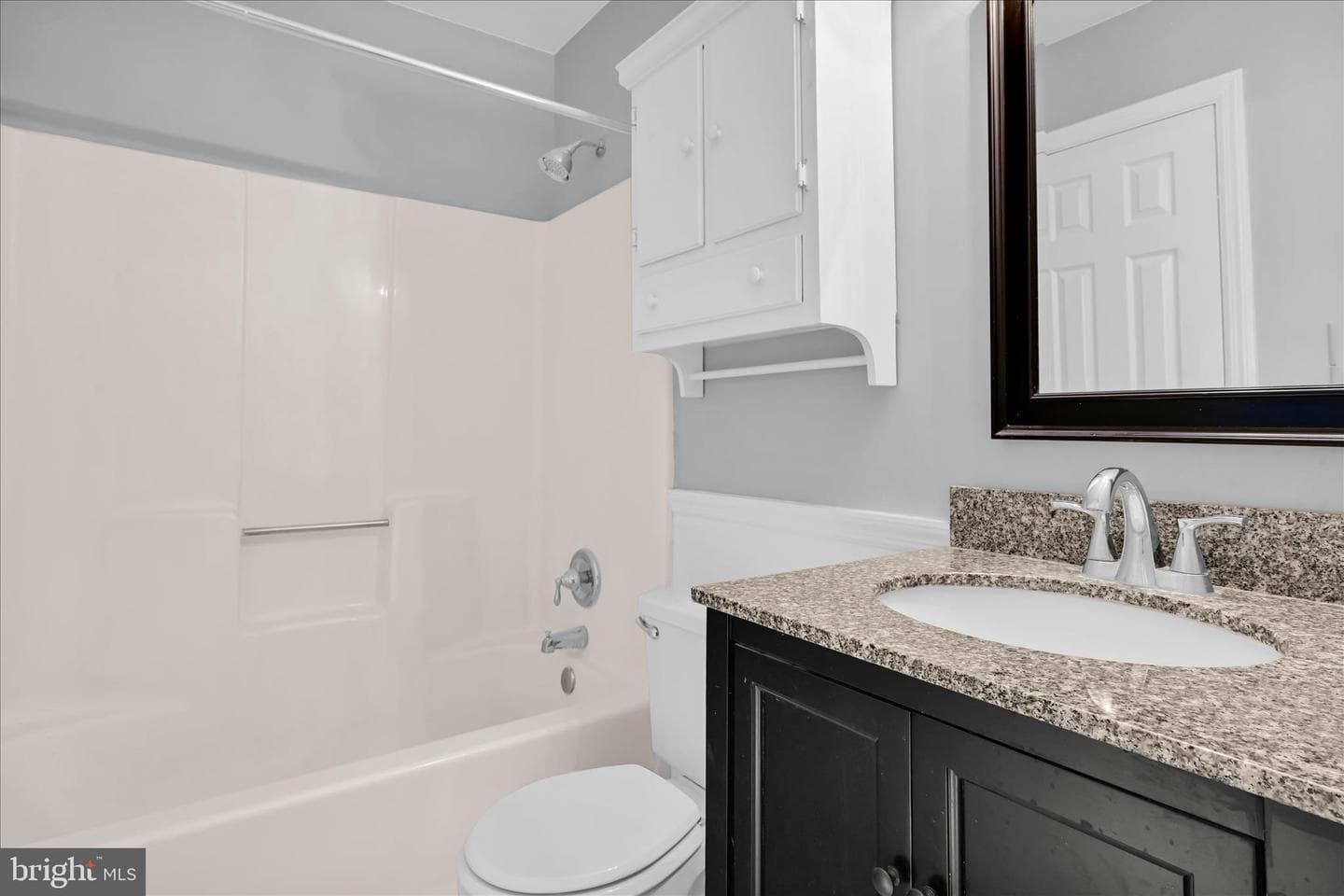 433 Springfield Court photo 17