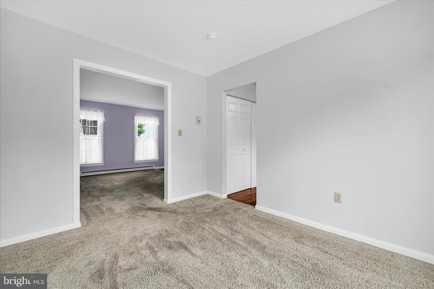 433 Springfield Court photo 9