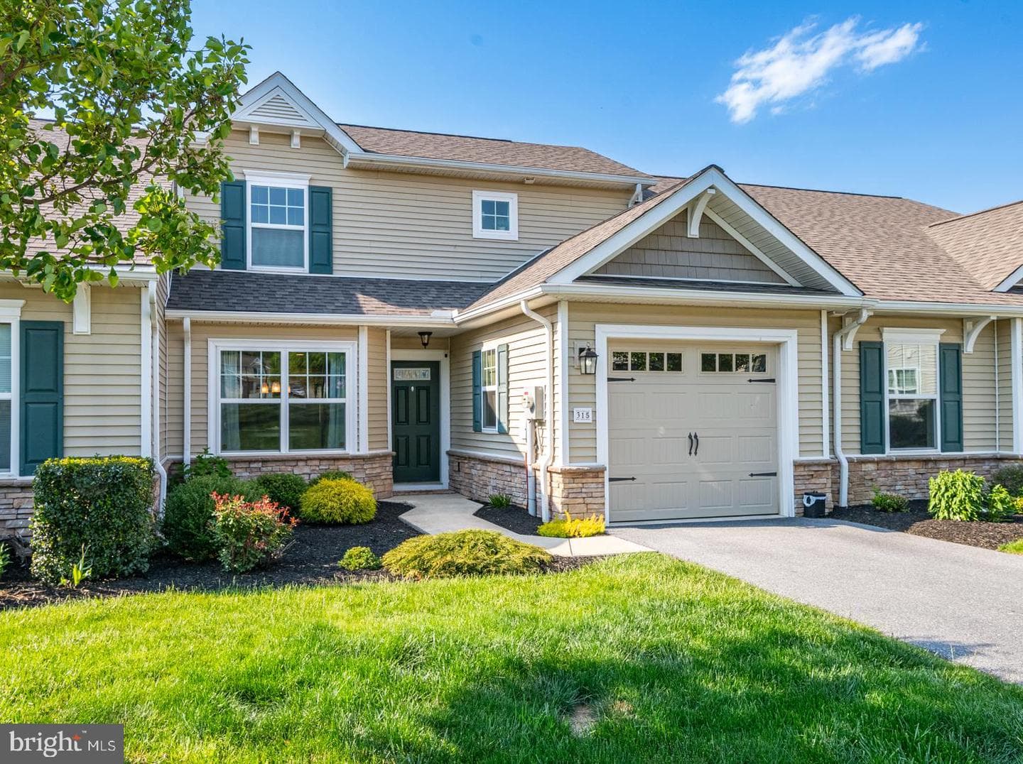 315 Cabot Circle