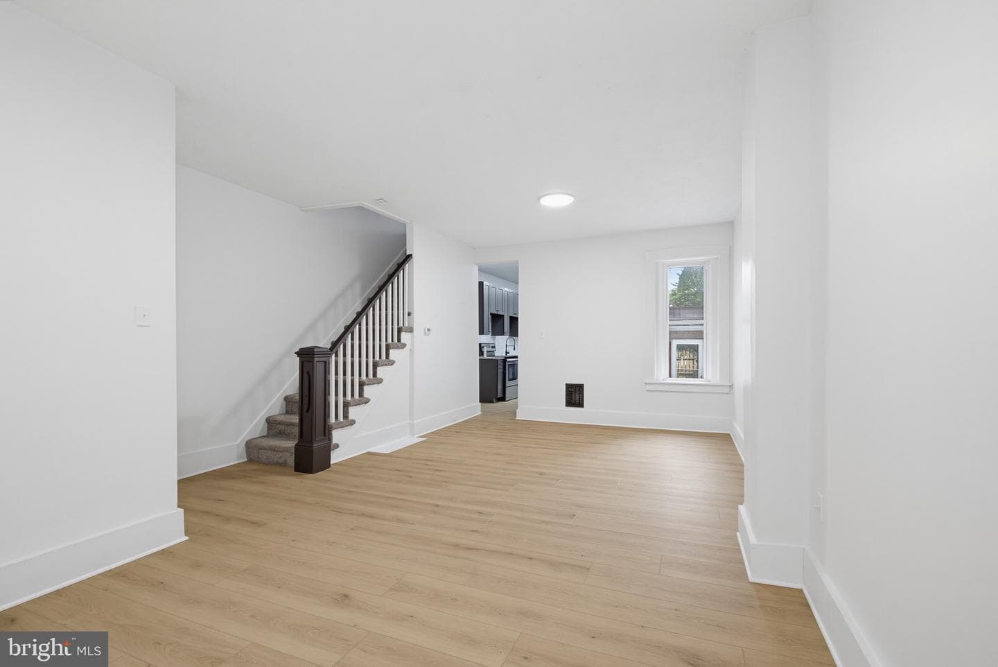 340 E Frederick Street photo 11