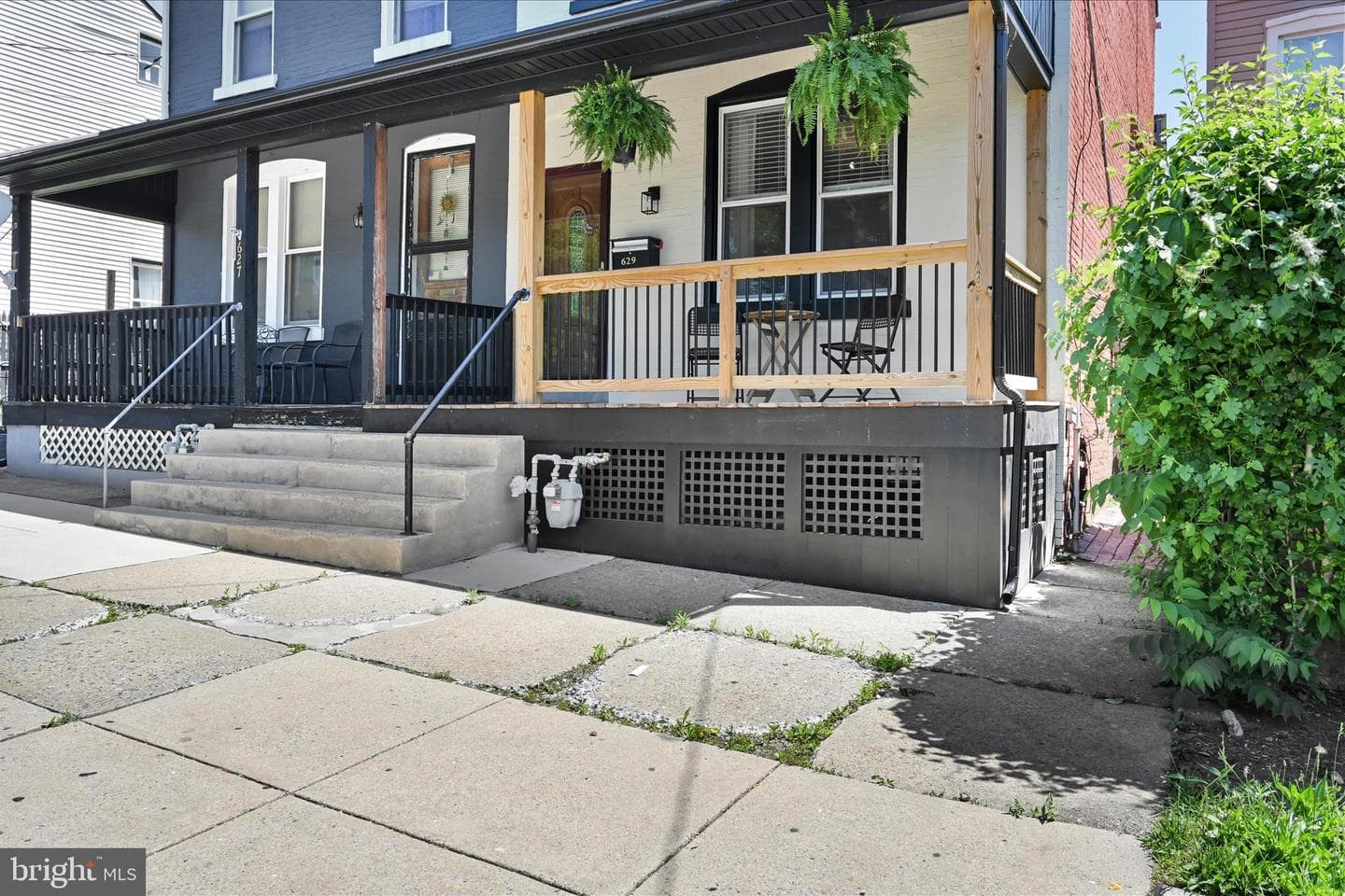 629 S Prince Street photo 3