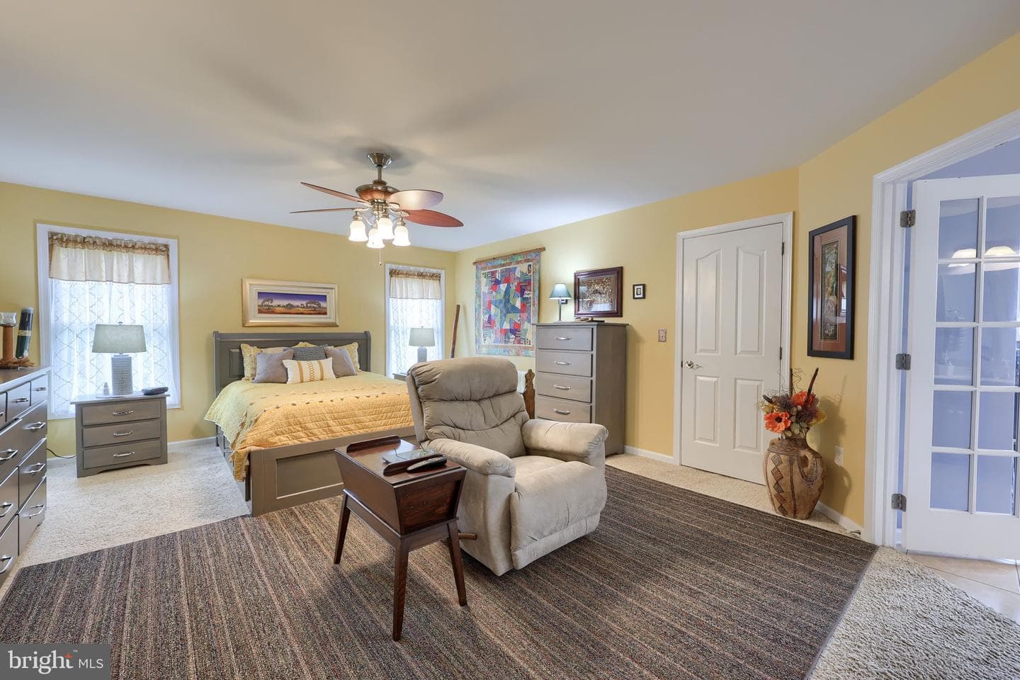 1042 Cambridge Drive photo 22