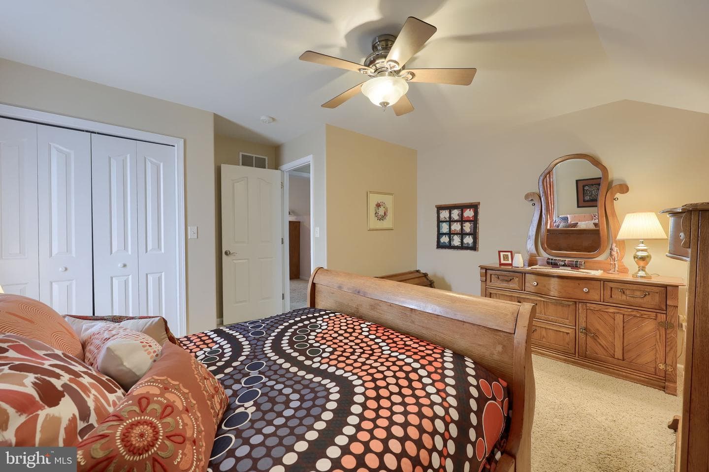 1042 Cambridge Drive photo 30