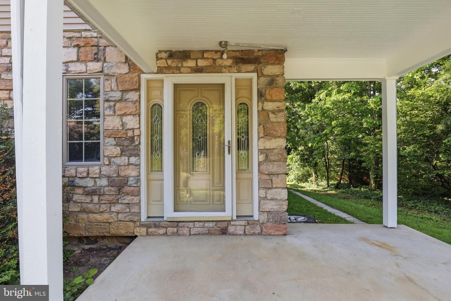 323 E Orange Street photo 5