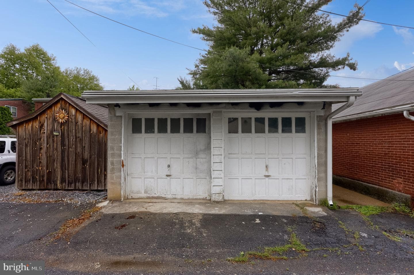 1186 Elm Avenue photo 35