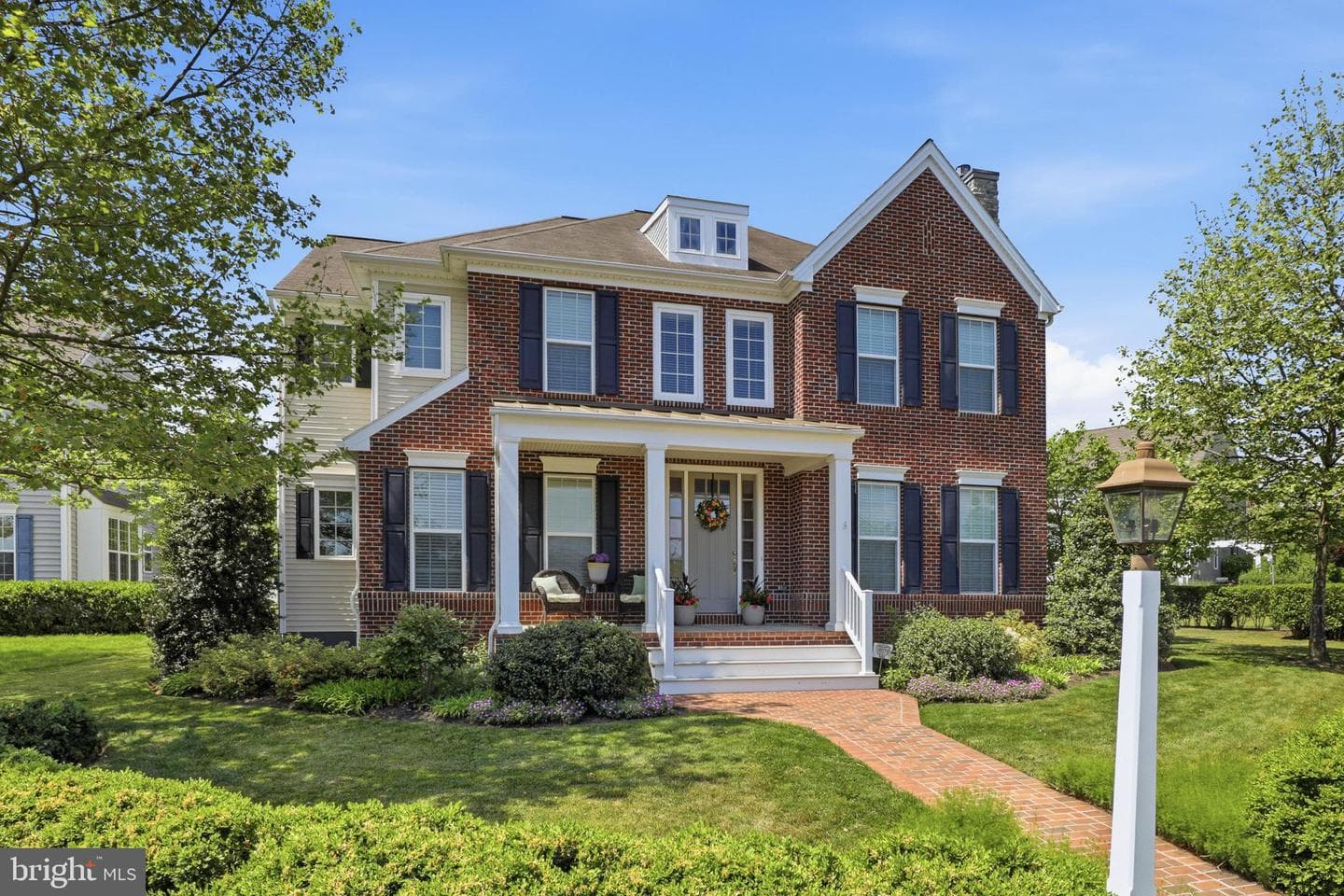 1154 Edgemoor Court