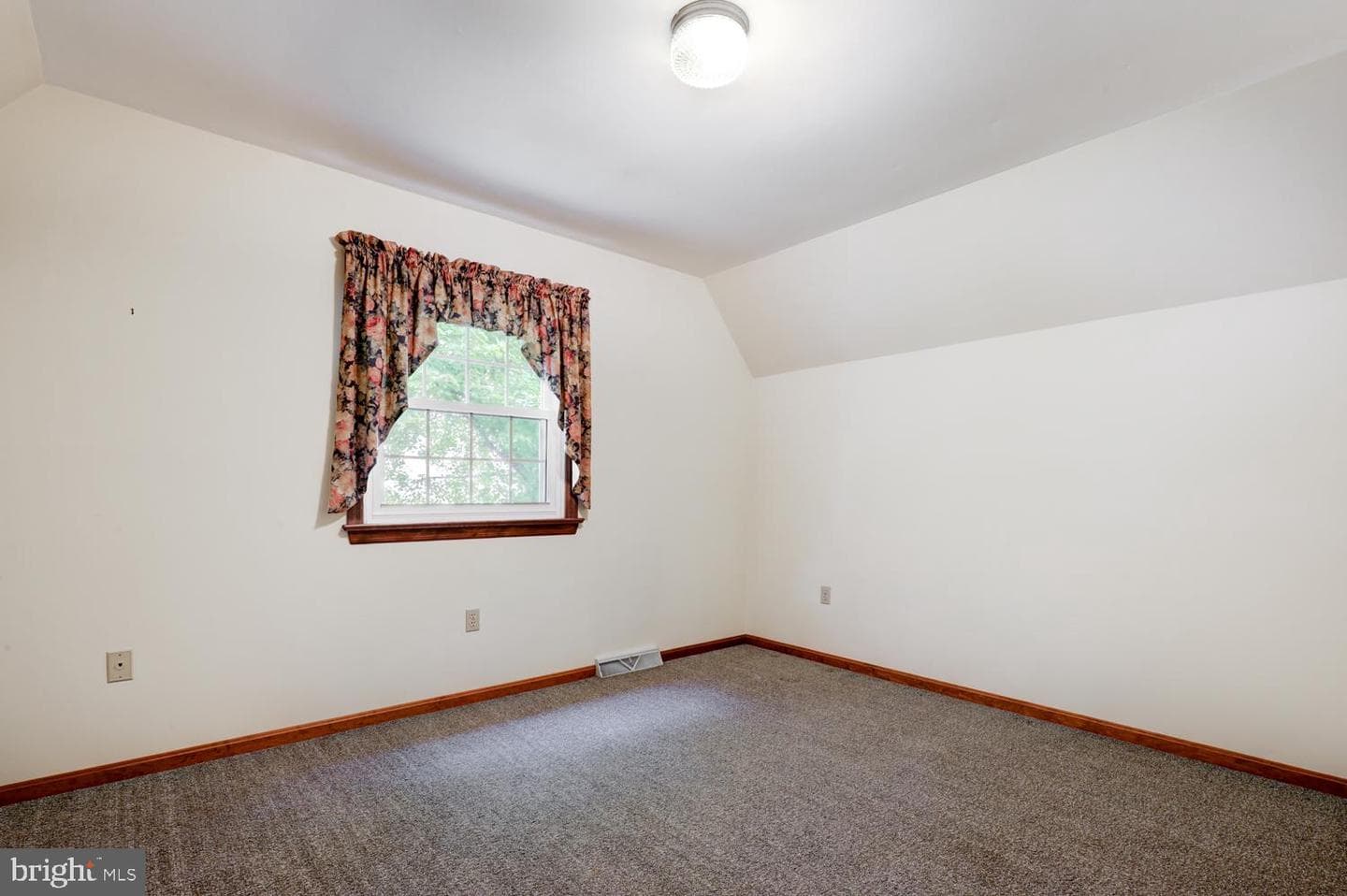 771 E Oregon Road photo 39
