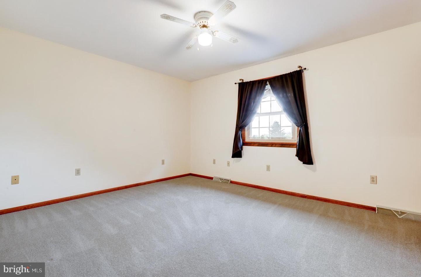 771 E Oregon Road photo 44
