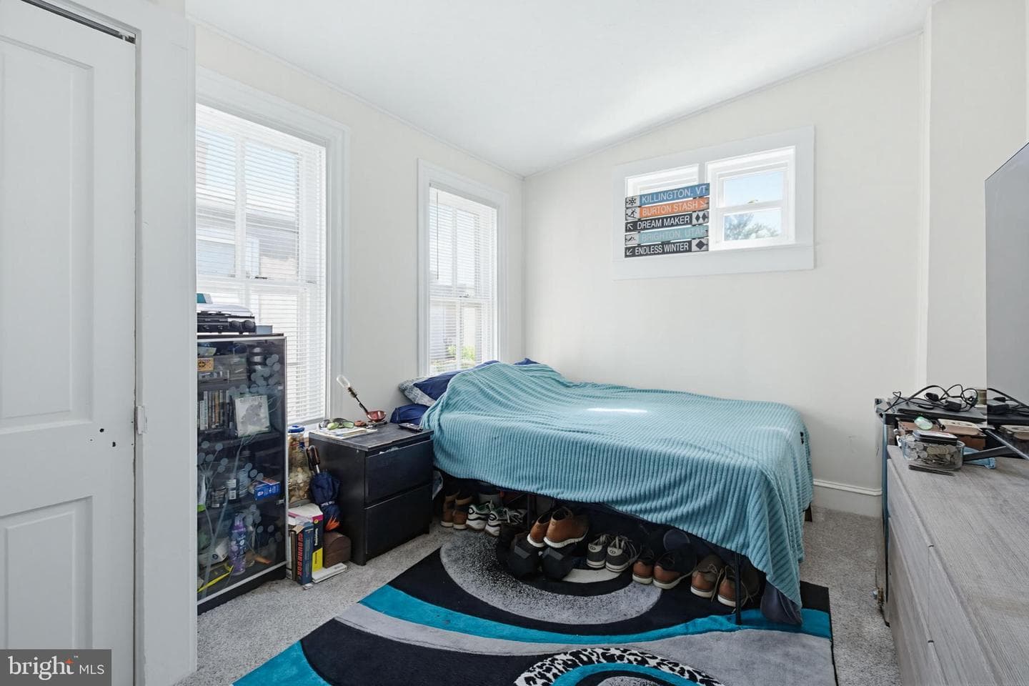 715 N Queen Street photo 19