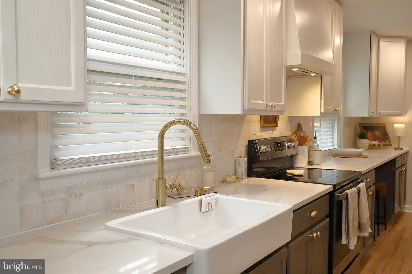 445 Haverhill Road photo 34