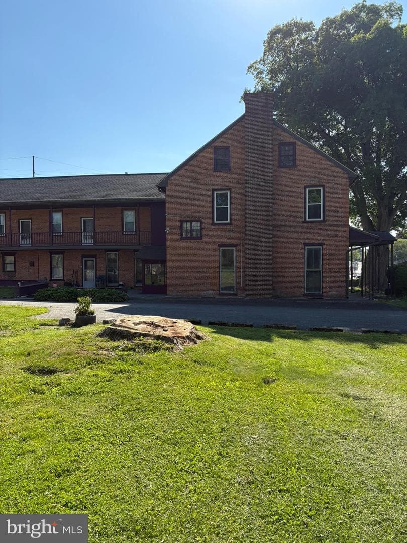 3985 Locust Grove Road photo 3