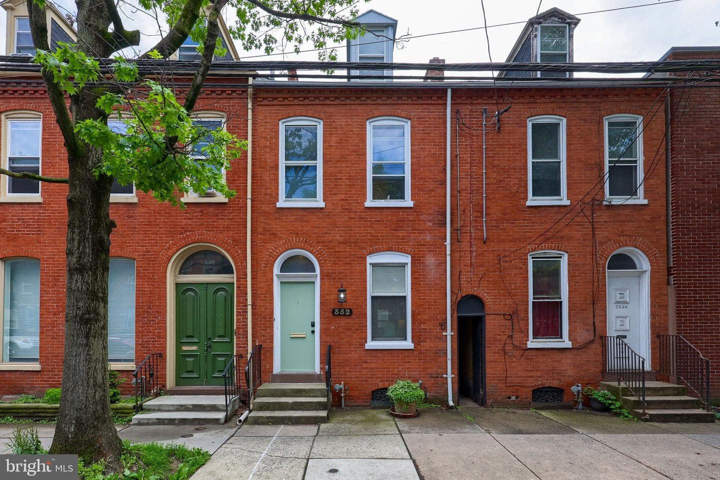 352 W Orange Street, Lancaster