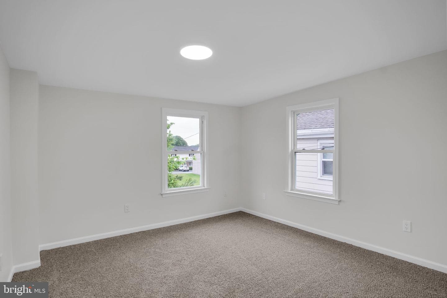 335 N Market Street photo 24