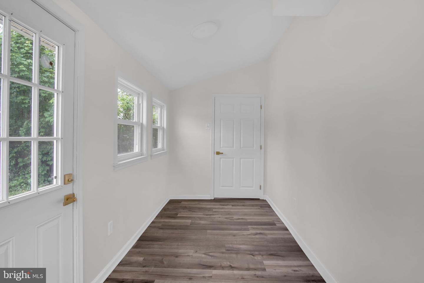 335 N Market Street photo 5