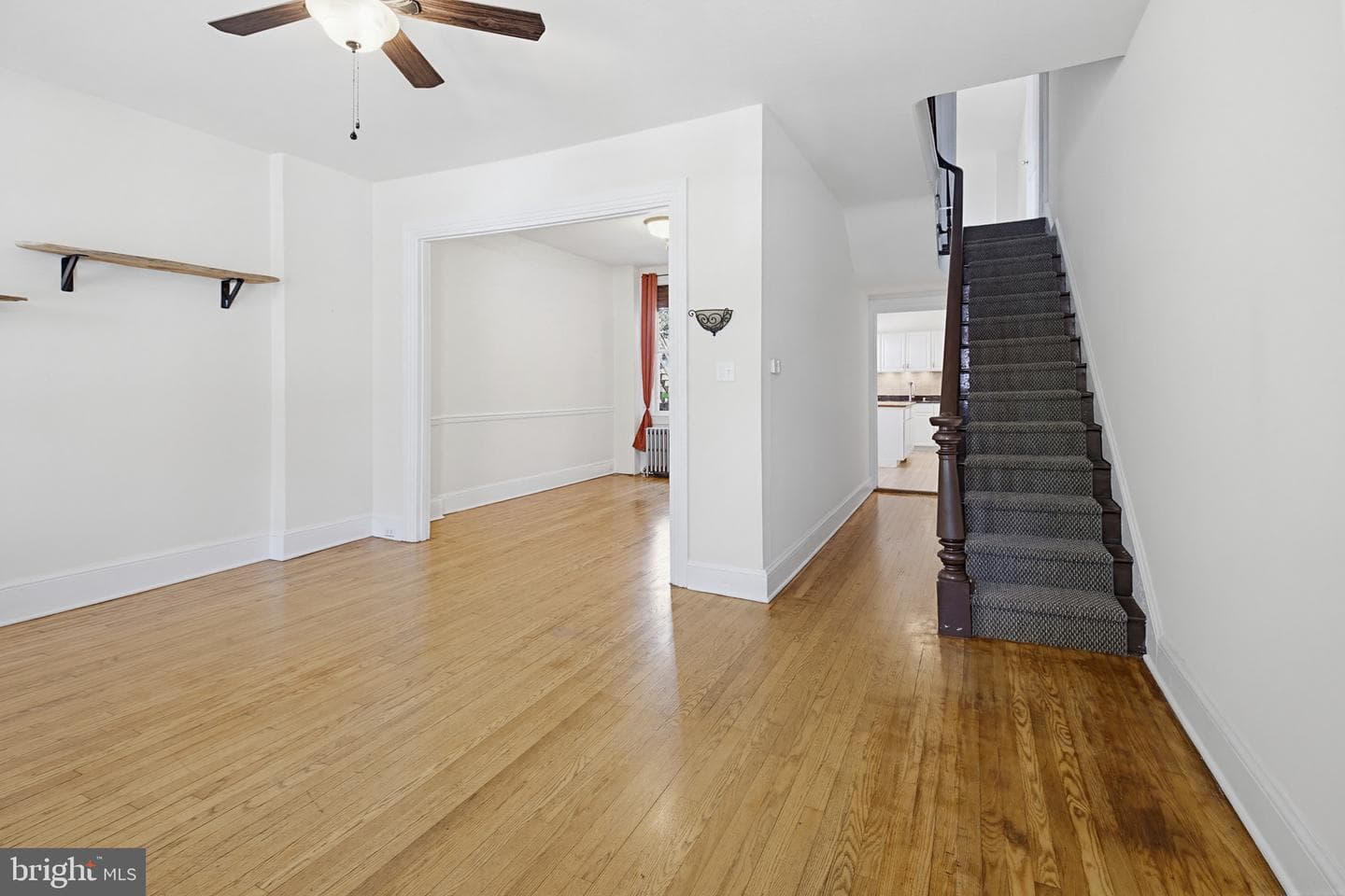 556 W Orange Street photo 15