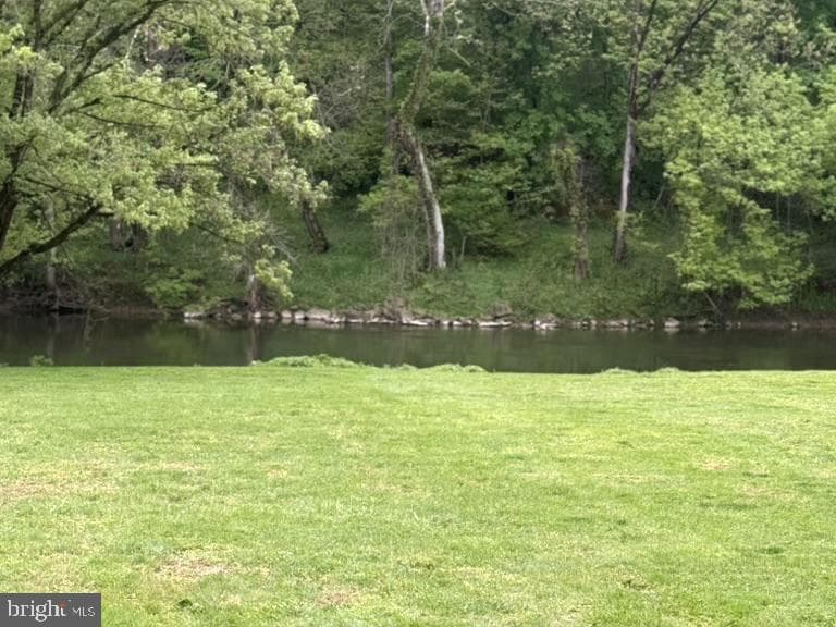1865 Wilderness Road, Lancaster