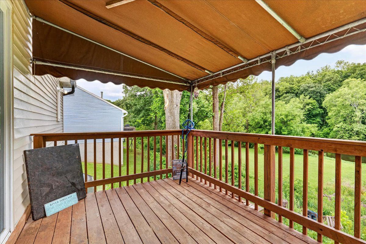 1865 Wilderness Road photo 6