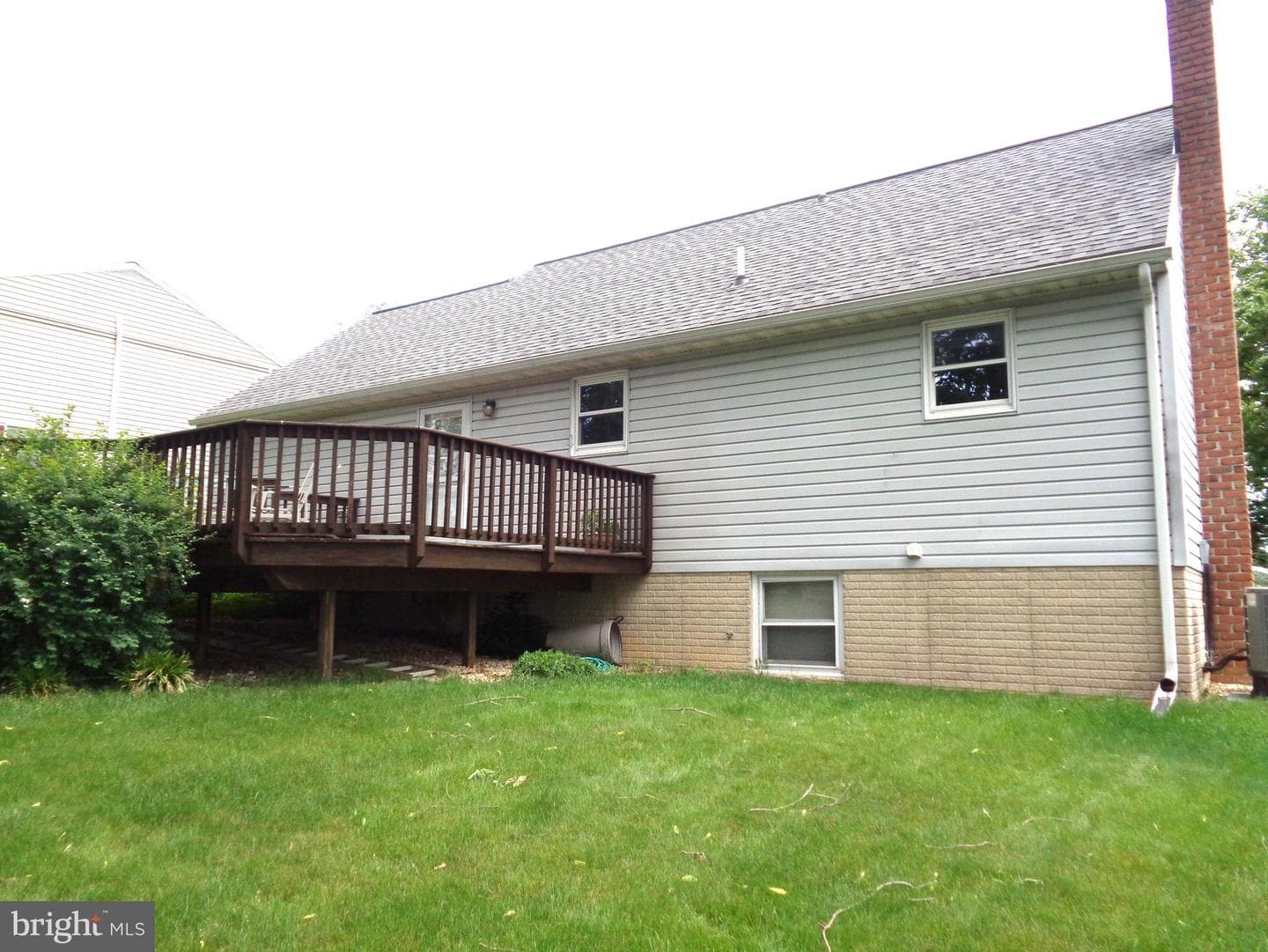 326 Barberry Drive photo 4