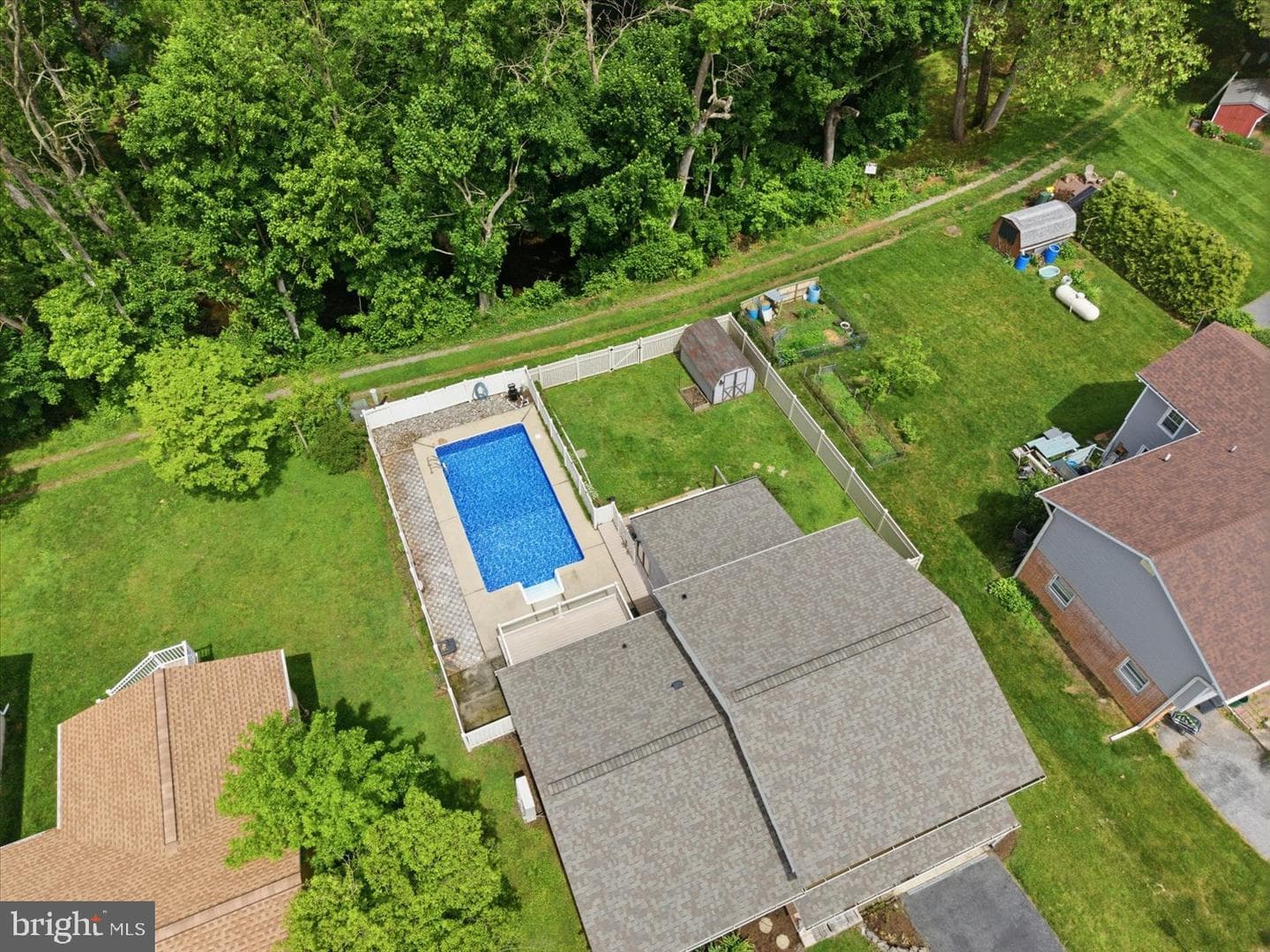 71 Circle Drive photo 5