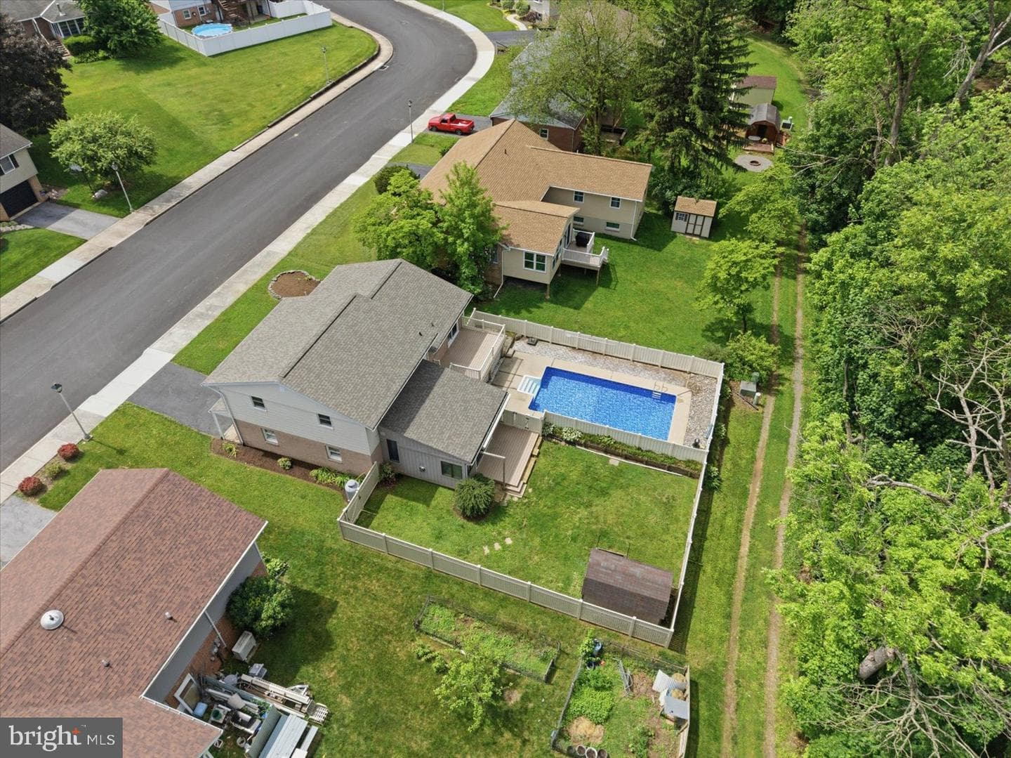 71 Circle Drive photo 54