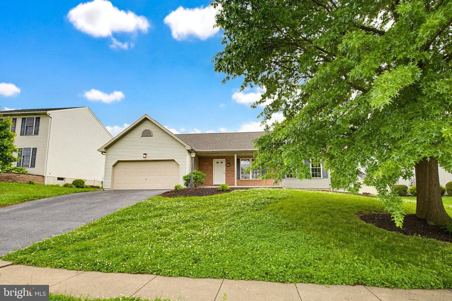 3950 Laurel Run photo 4