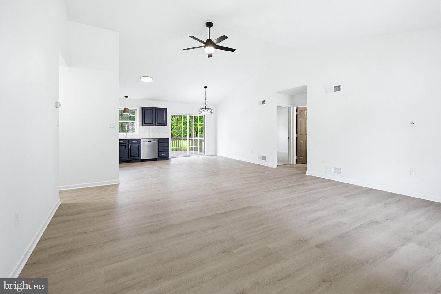 3950 Laurel Run photo 6