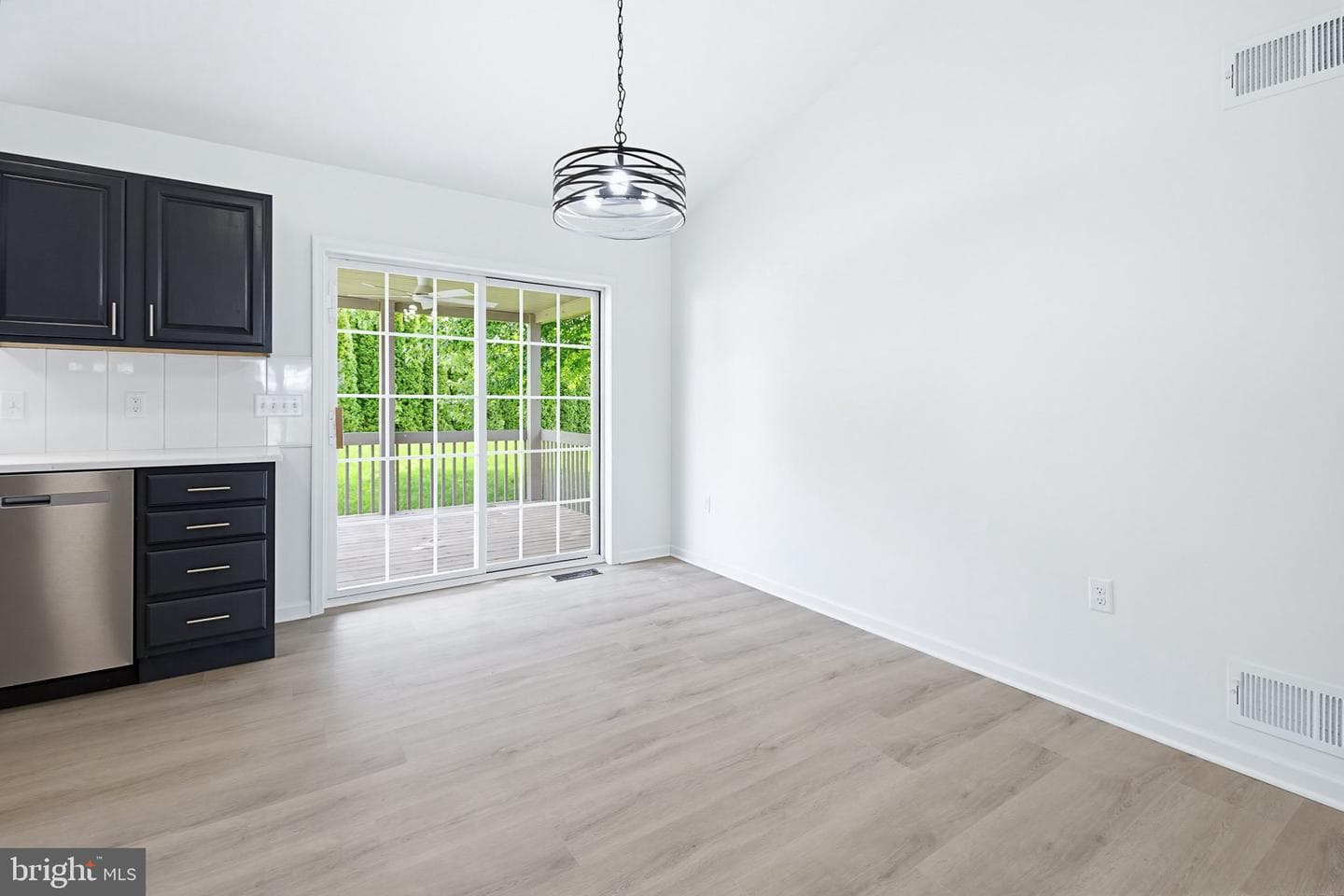 3950 Laurel Run photo 9