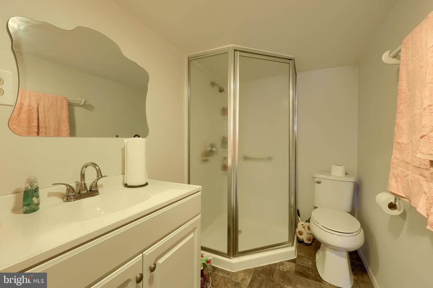 311 Ruby Street photo 26