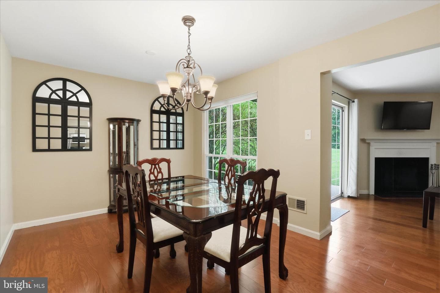 223 Greenview Drive photo 11