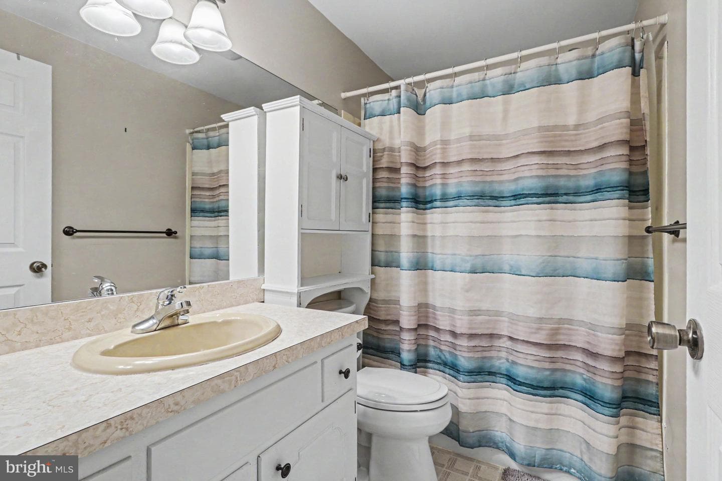 714 Kenton Road photo 15