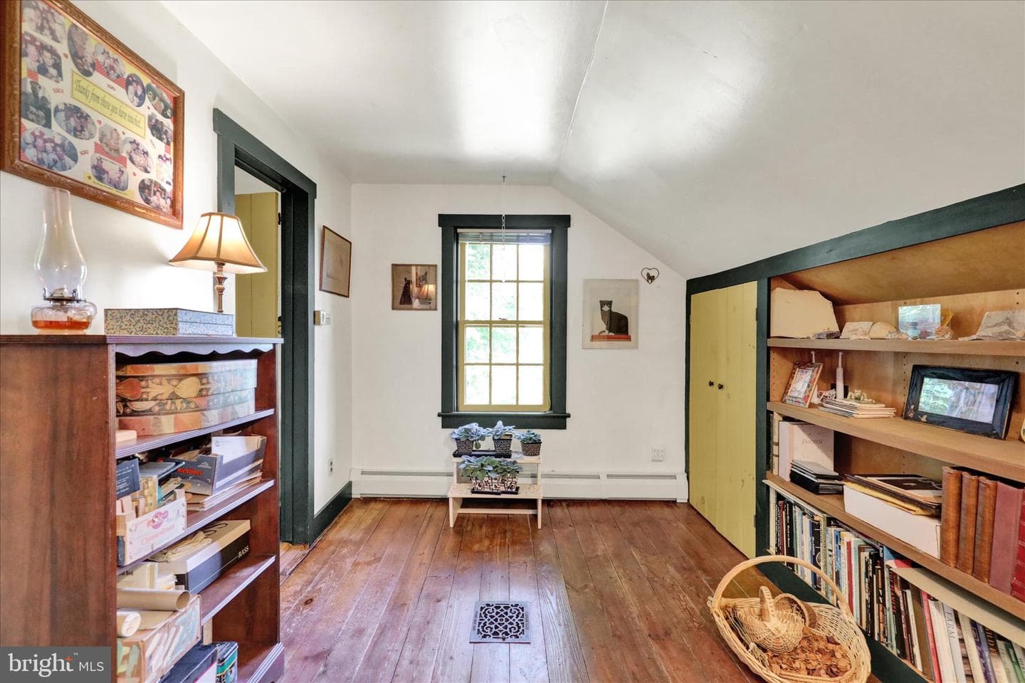 1095 Texter Mountain Road photo 24